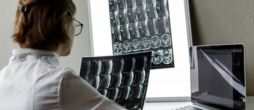 risonanza magnetica cervicale santagostino genova